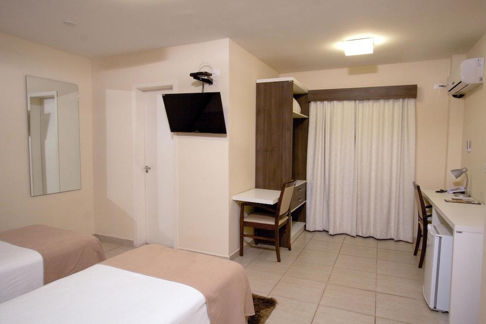 Bristol Portal Do Iguacu Curitiba Aeroporto Hotell Exteriör bild