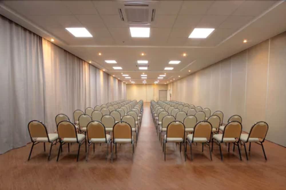 Bristol Portal Do Iguacu Curitiba Aeroporto Hotell Exteriör bild